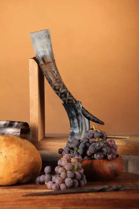 Drinking Horn with Stand - Holds Upto 16 oz, Burnt Craft