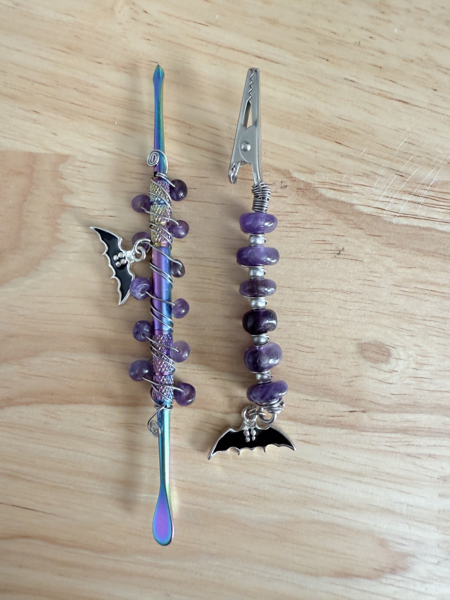 Handmade Smoking Set-Iridescent Dabber/Smoking Clip with Bat Accent Charms