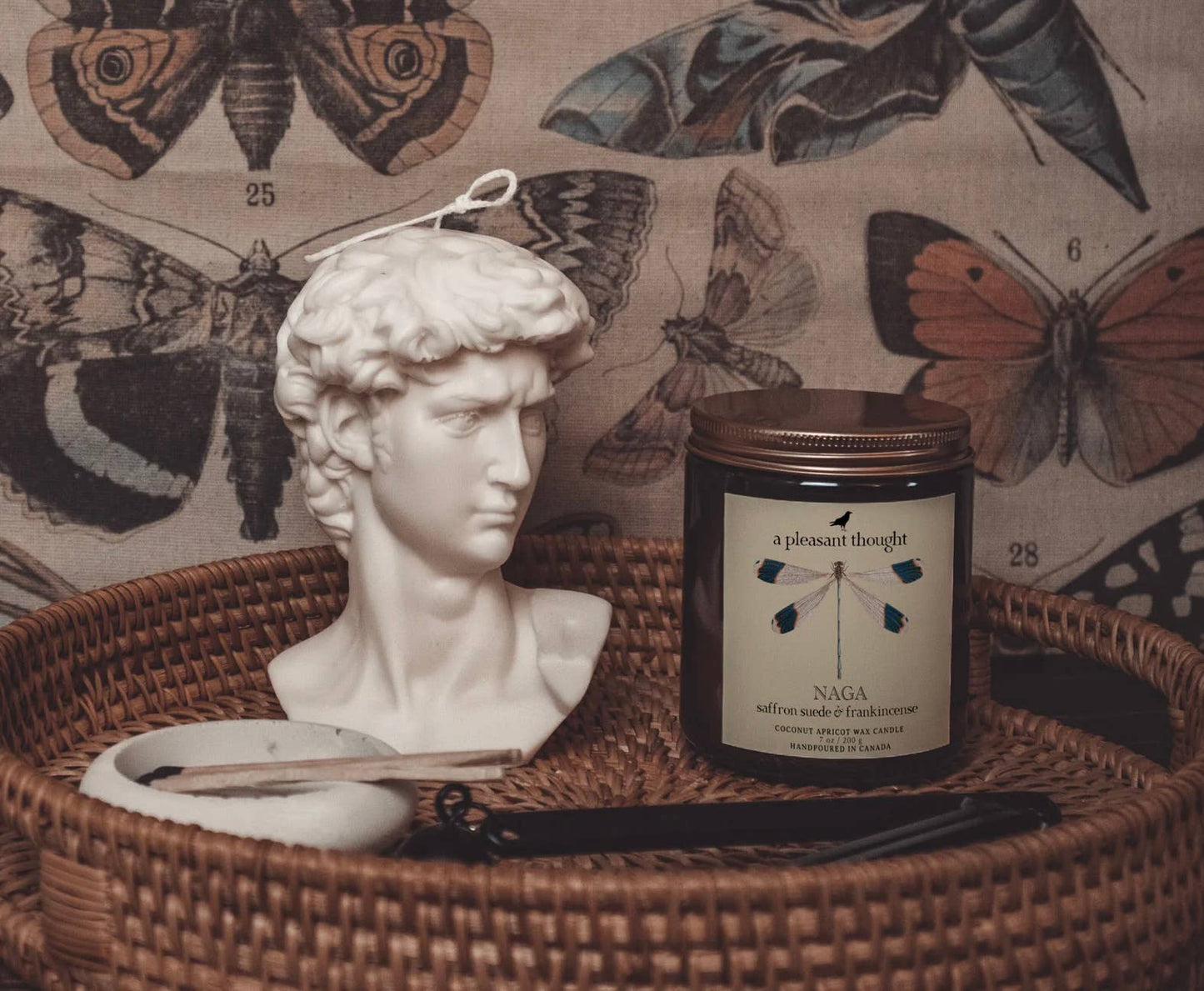 NAGA | SAFFRON SUEDE & FRANKINCENSE | CANDLE