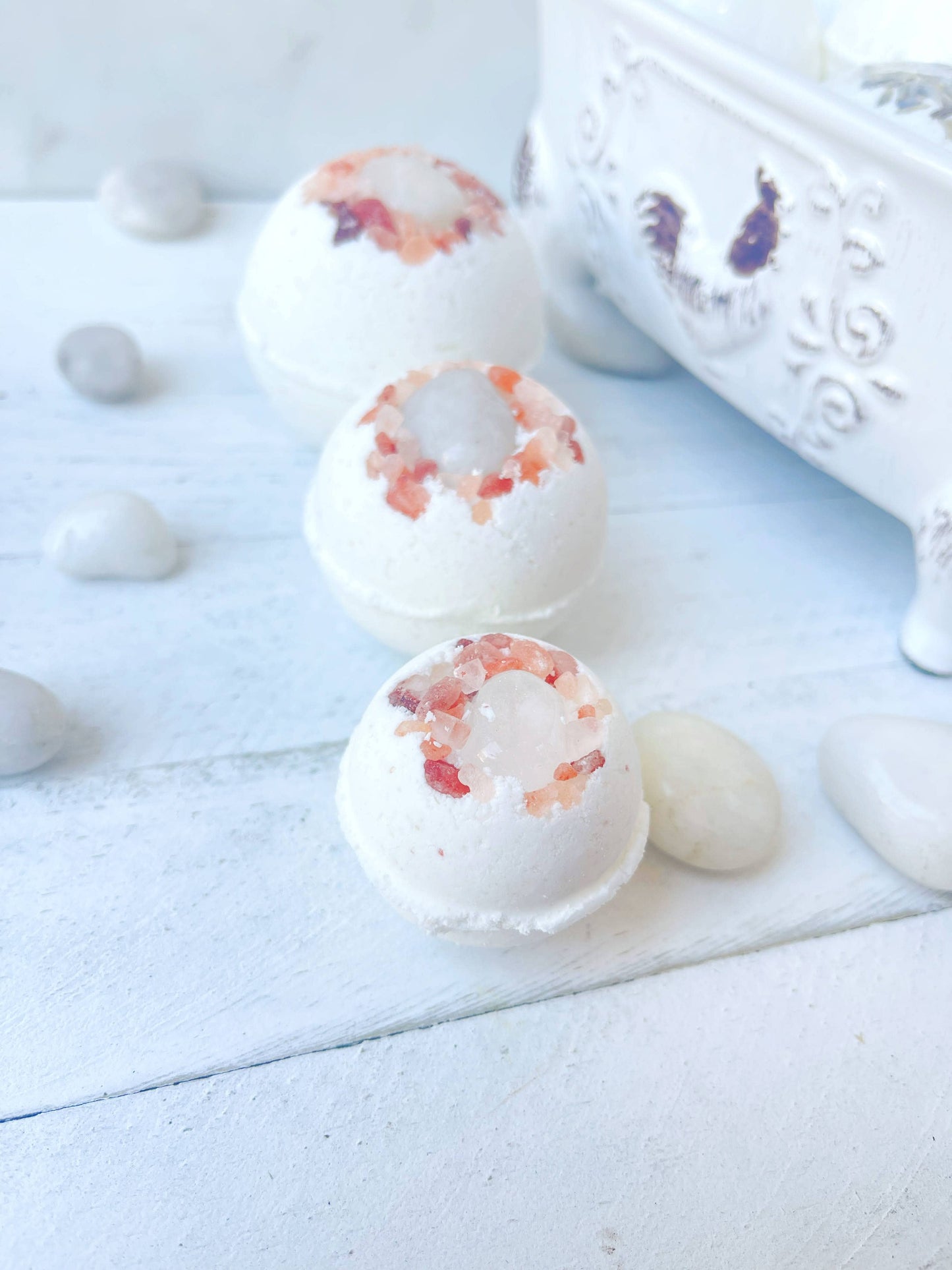 Quartz & Pink Himalayan Salt Bath Bomb