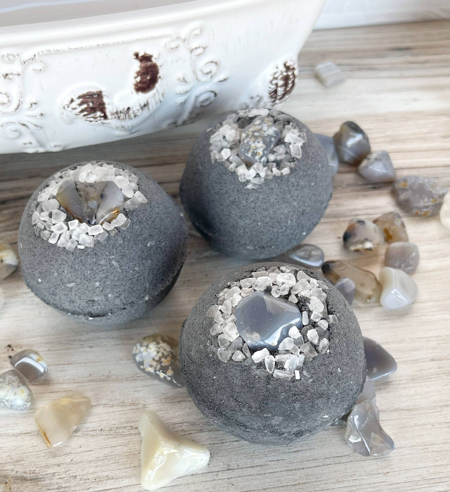 Activated Charcoal, Agate & Coarse Sea Salt Bath Bomb