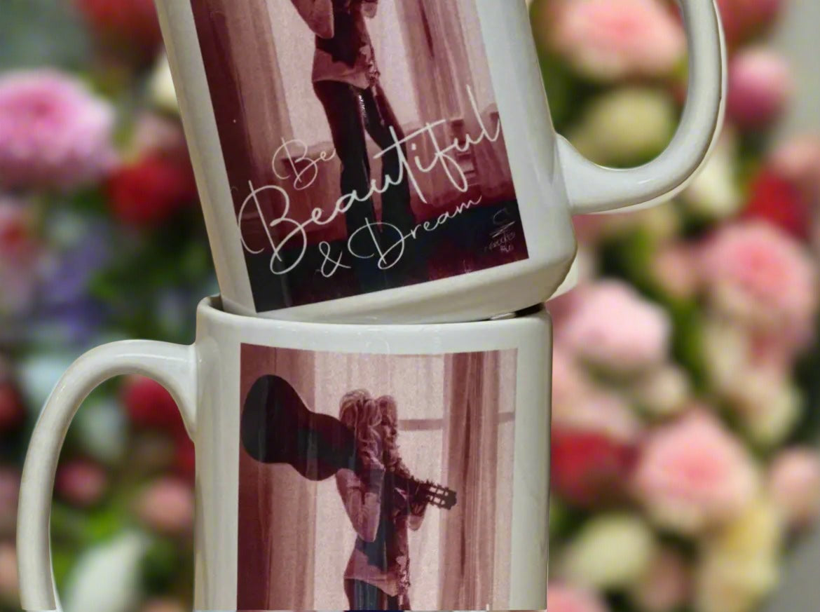 Dolly, Be Beautiful And Dream, Coffee Mug