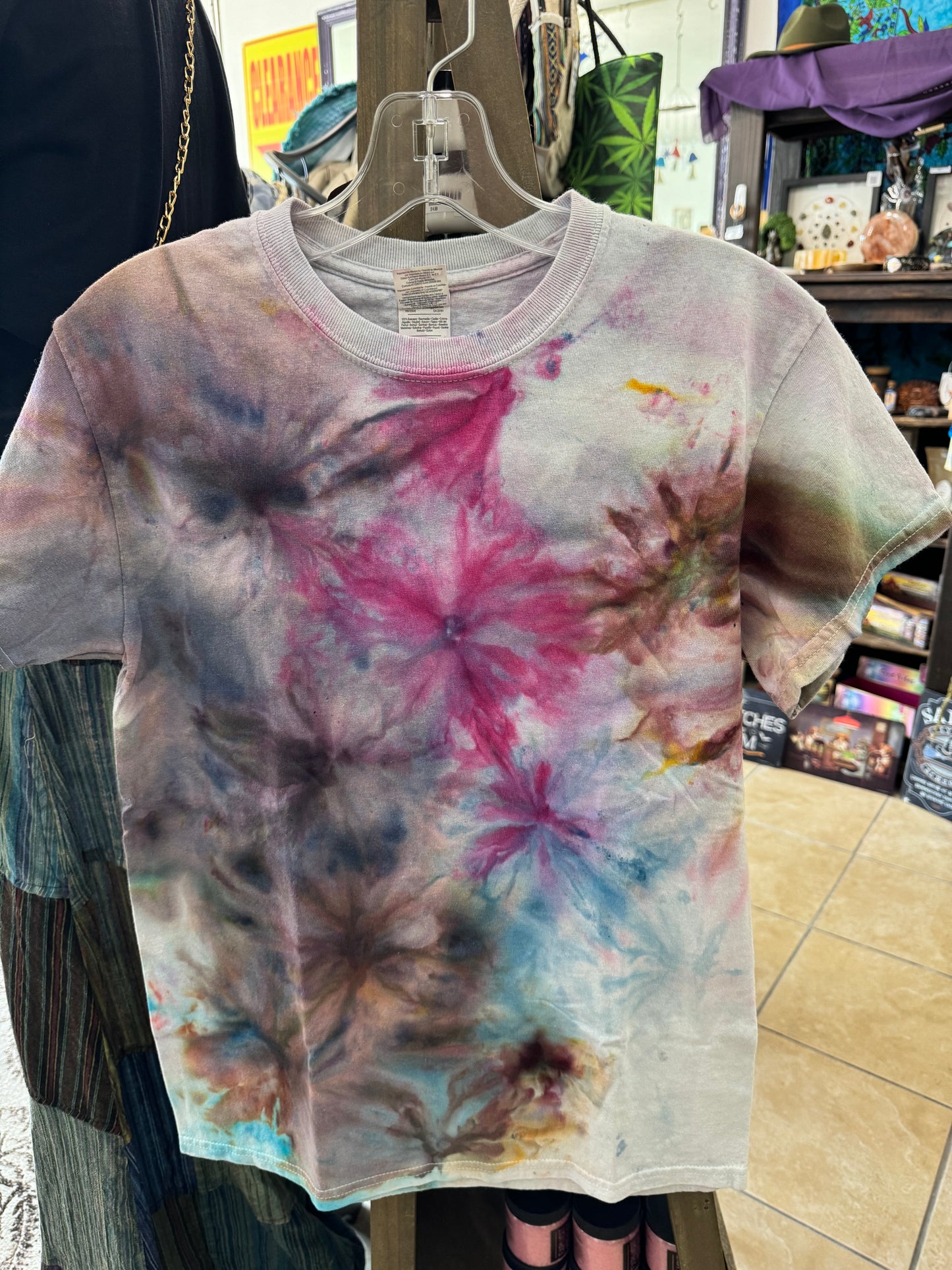 Size Small Tie Dye Tee Shirt