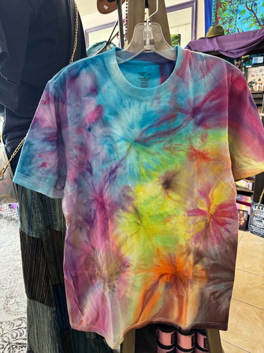 Size Large Tie Dyed Tee Shirt