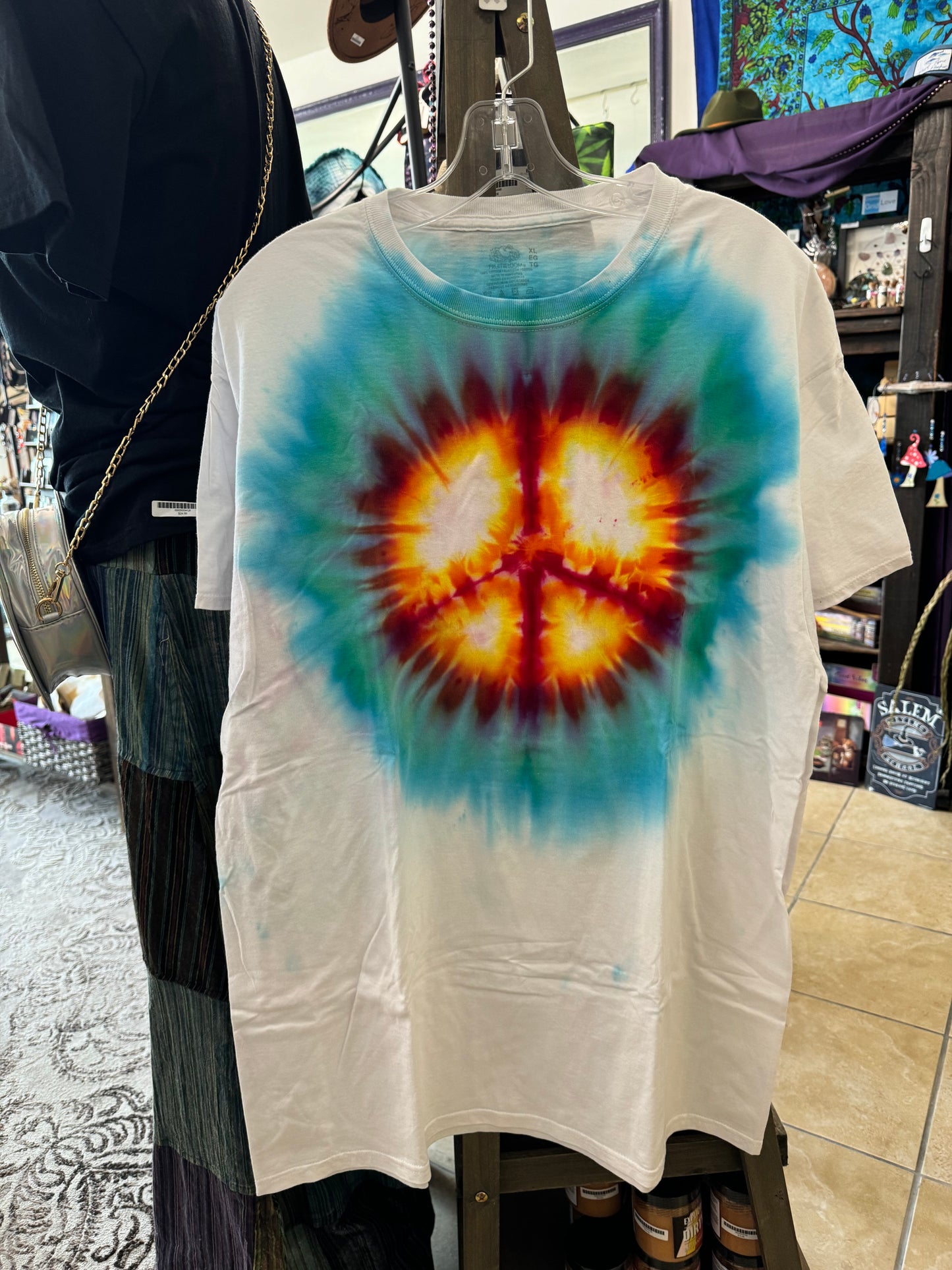 Size Extra Large Tie Dyed Tee Shirt