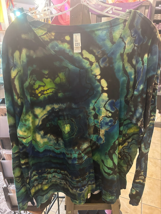 Tie Dye V-Neck Long-Sleeved T-Shirt-Size 3X