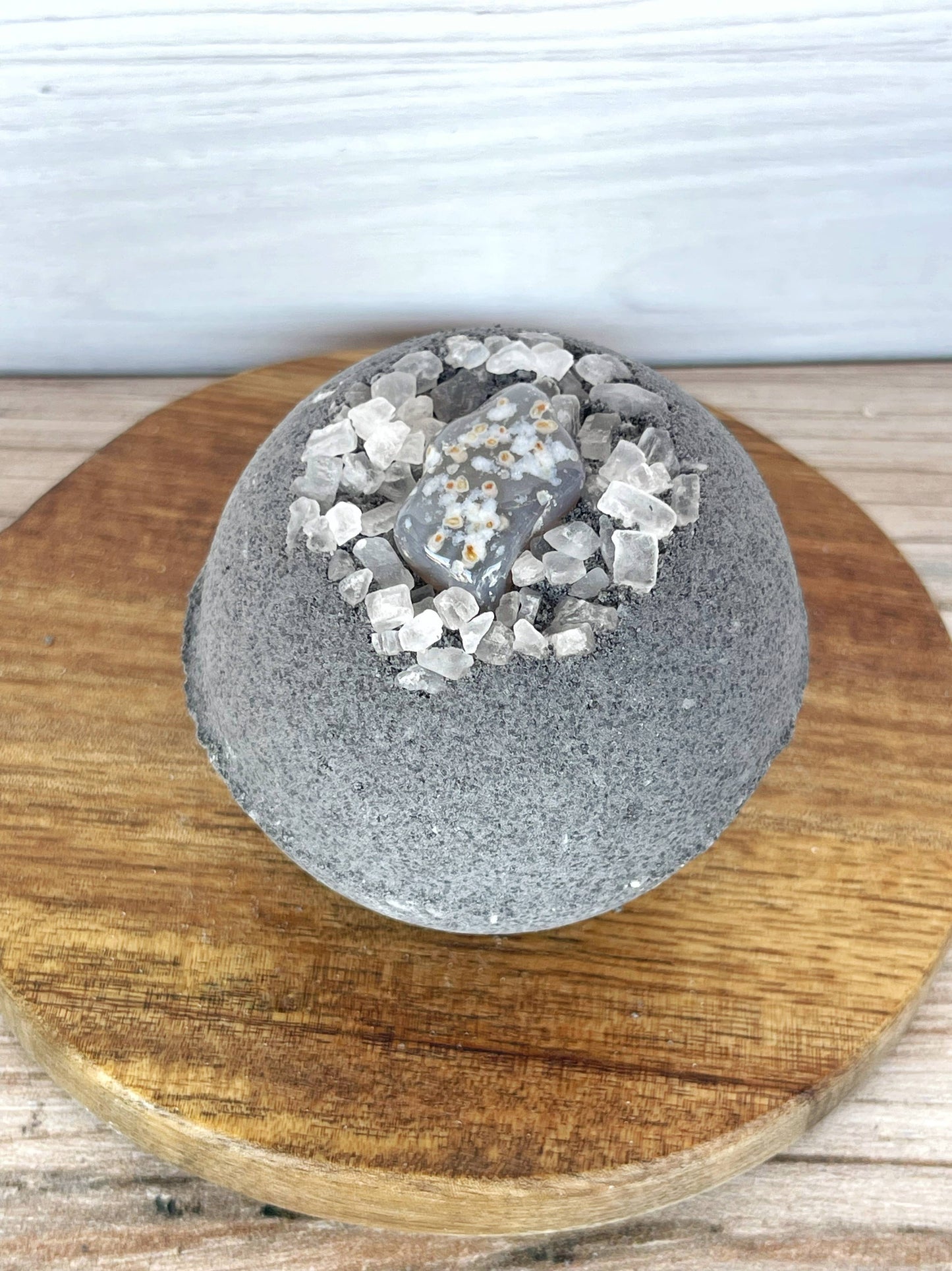 Activated Charcoal, Agate & Coarse Sea Salt Bath Bomb